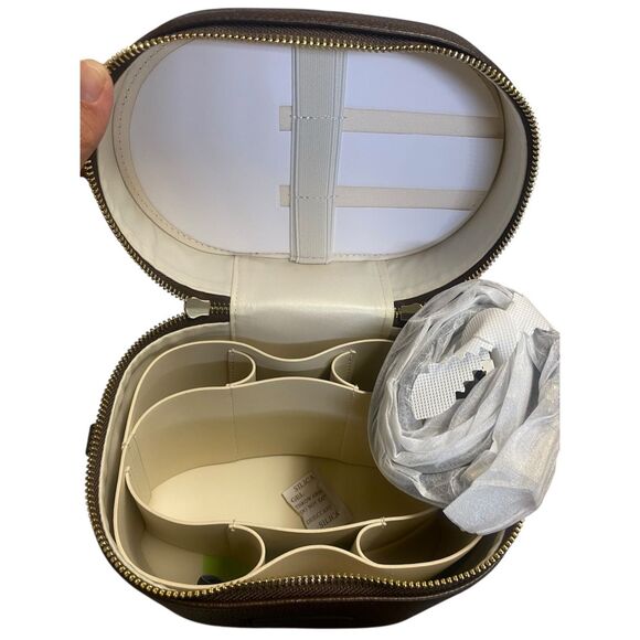 ETOILE COLLECTIVE Oval Toiletry Case in Espresso NIB - Picture 3 of 5